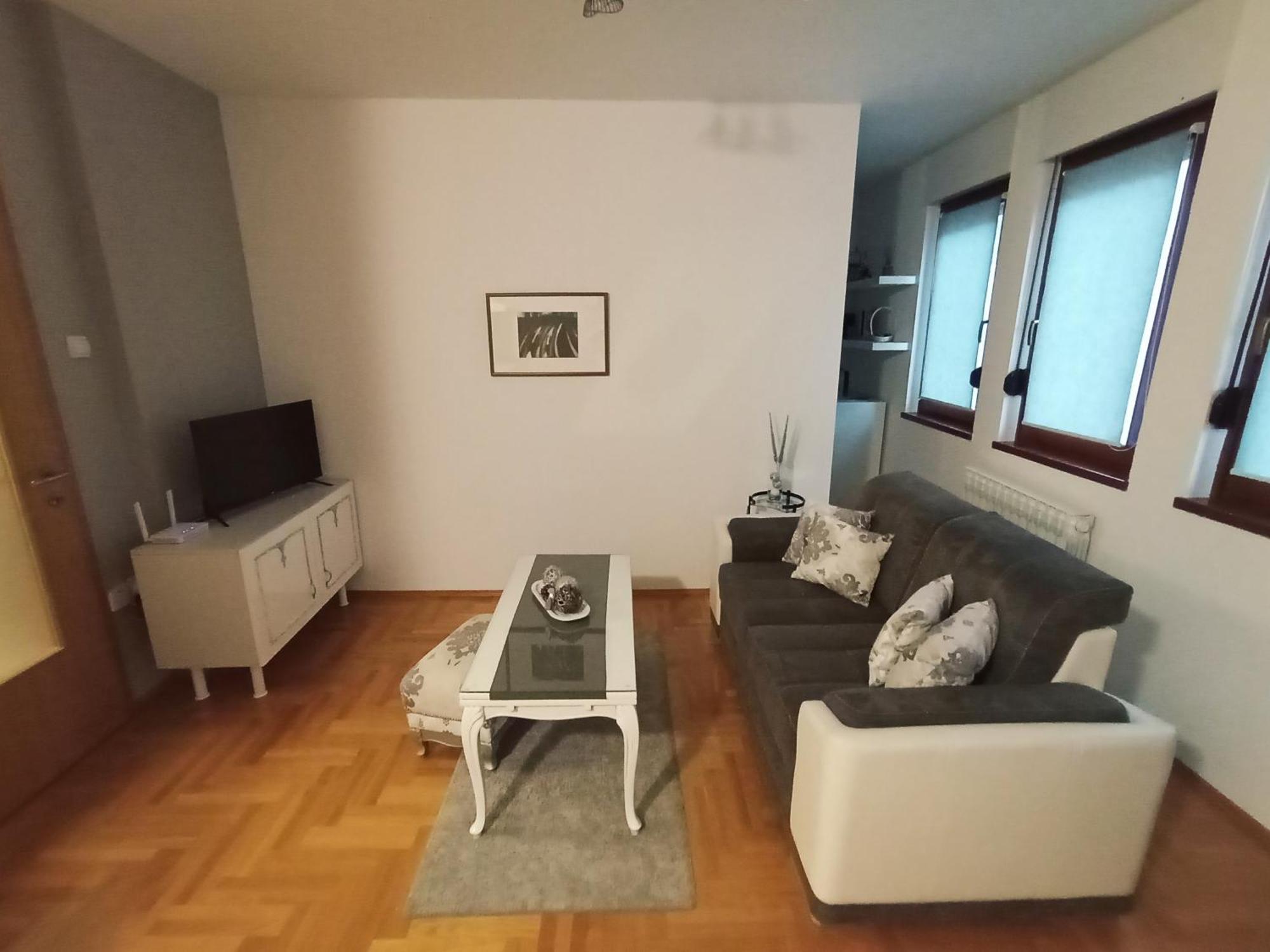 All White Banja Luka Luaran gambar